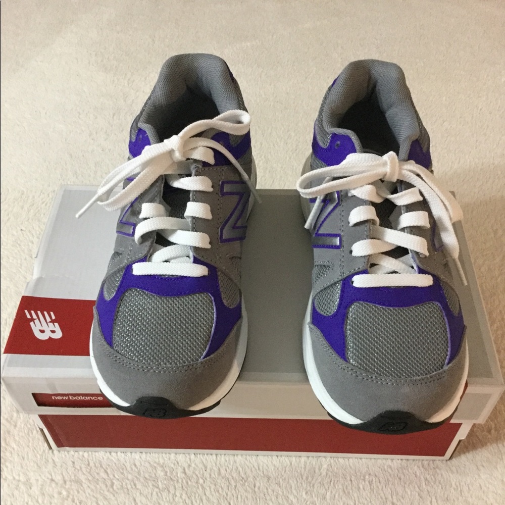 New Balance Sneakers